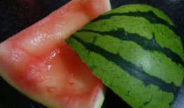 鸡蛋能和兰瓜一起吃吗,健康搭配的饮食新选择