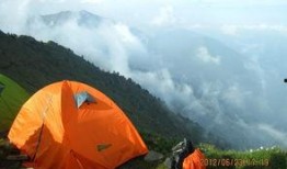 悬崖边吃瓜,揭秘惊险刺激的极限挑战