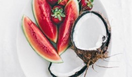 假装吃瓜的视频,揭秘“假装吃瓜”短视频背后的趣味与真相