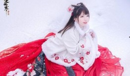 逆水寒吃瓜搞笑,吃瓜群众解锁搞笑新姿势，笑料百出！